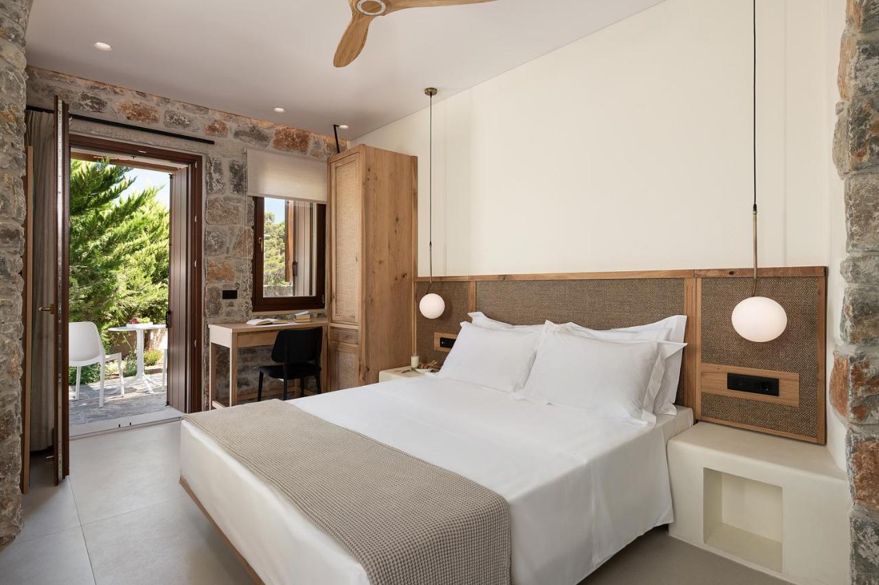 The Authentic Village Boutique Hotel Khóra Sfakíon エクステリア 写真